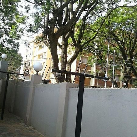 Royal Crown Guesthouse Johannesburg Luaran gambar