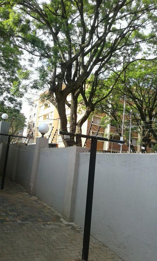 Royal Crown Guesthouse Johannesburg Luaran gambar