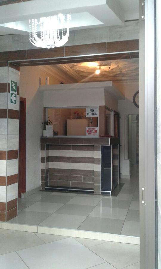 Royal Crown Guesthouse Johannesburg Luaran gambar